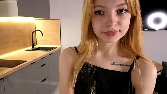 EmmaaMcDon webcam