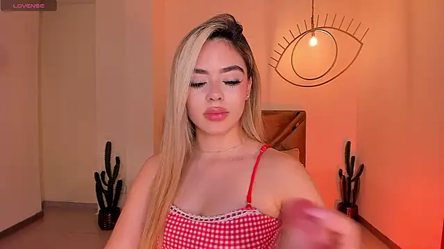 JuanitaClay webcam