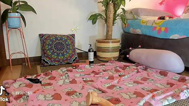 princessluna_19 webcam
