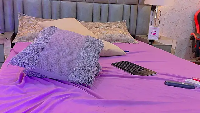CamilaJohnston webcam