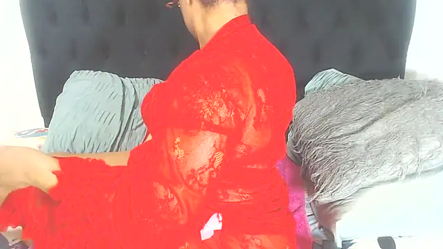 BootyClitQueen webcam