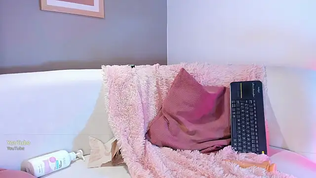 salomestorm_ - SalomeStorm_'s free webcam - UK Sex Cams