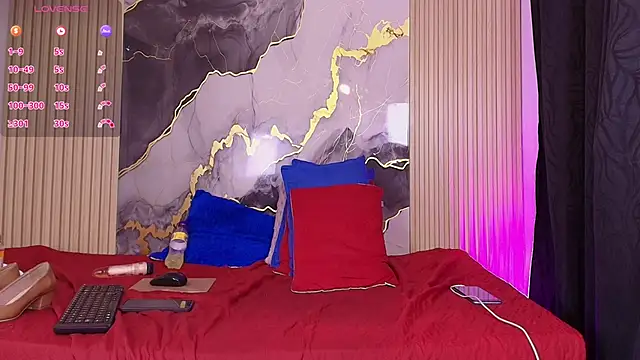 Zoe_aitanaa webcam