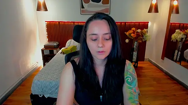KatherineBond webcam