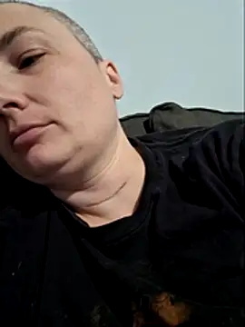 Emily33333 webcam
