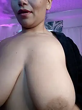 loly_marce webcam