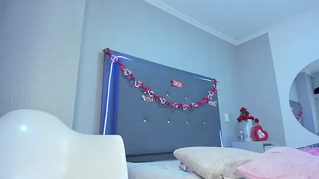 emma_lye webcam