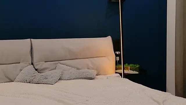 RaileReed webcam