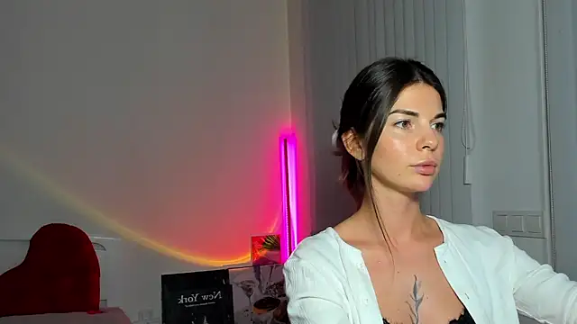 Andrea_Blossom webcam