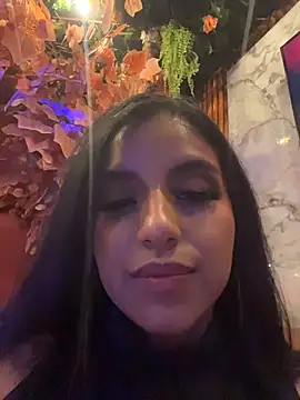 SusanneGrace webcam