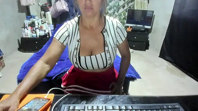 mature__bigboobs__ webcam