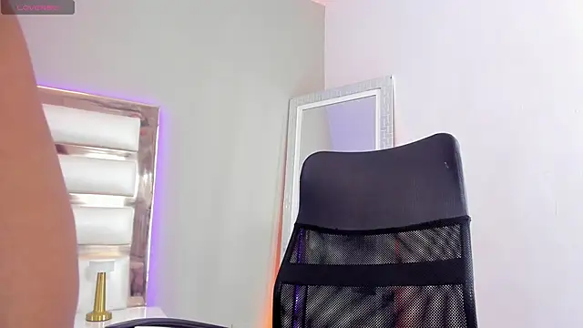 Aisharhodes00 webcam