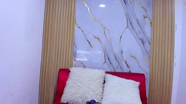 Luluu_08 webcam