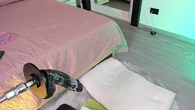 LolaAngellx webcam