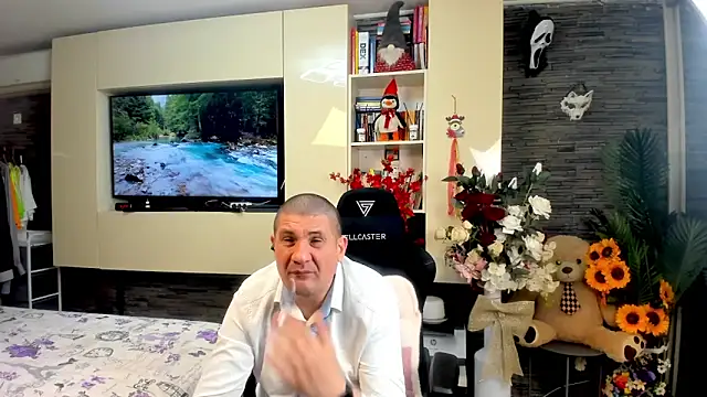 SpartacusDaddy48 webcam