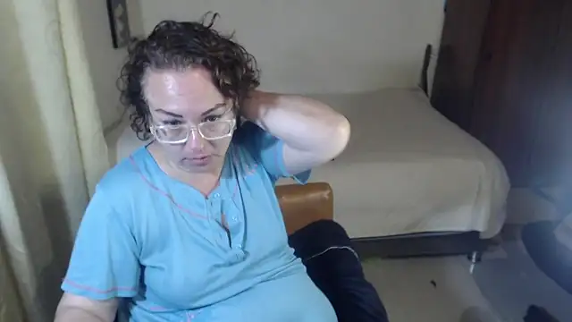 TaniaGoddess webcam