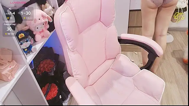 Nana_Chu webcam