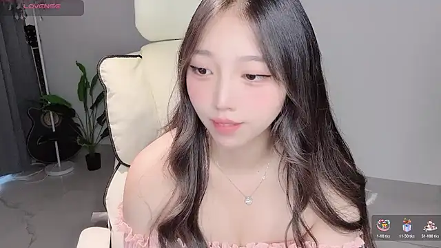 Yukiy8877 webcam