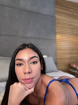 EllaSanz_ webcam