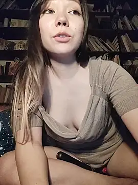 LoveFoxyQueen webcam