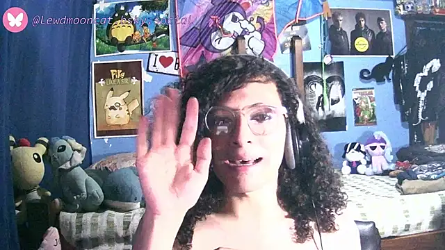 lewd_mooncat webcam