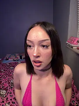 strwbrrymilk webcam