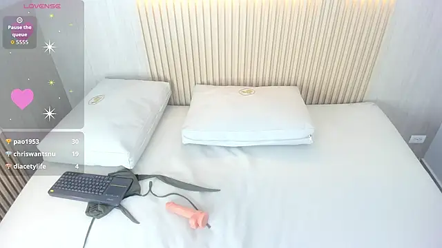 emma_wiils webcam