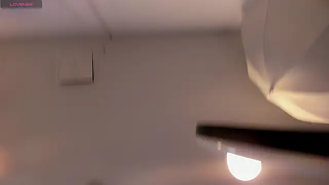Scarrlet_Fox webcam