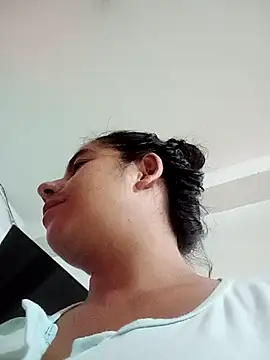 Tuconejita1220 webcam