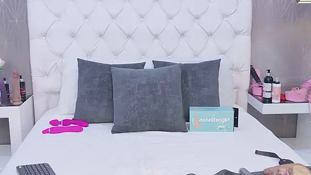 AntonellaEscudero webcam