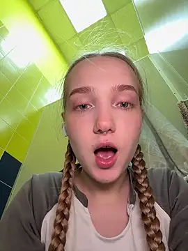 bambi_lu live show