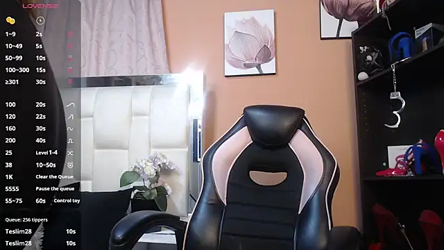 LiaTaylorr webcam