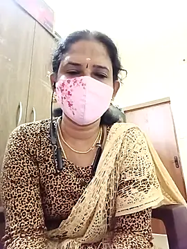 tamil_Boomika webcam