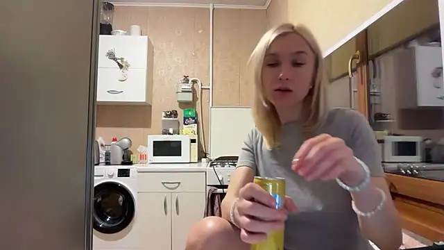 AngelJeni webcam