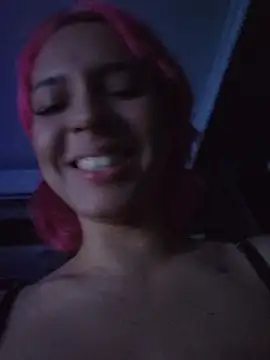 Kitty_San_xXx webcam