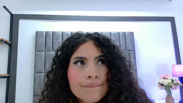 Skyler_Fox_ webcam