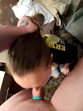 Seducingmycoworker webcam
