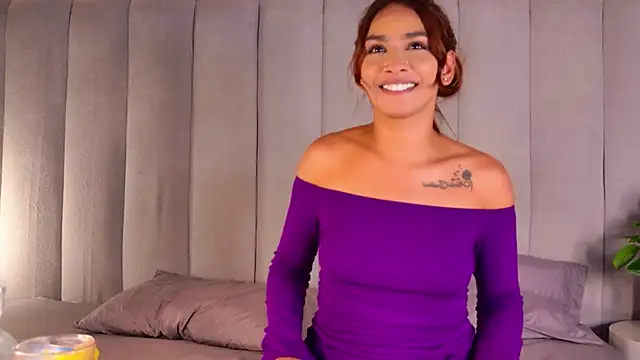 AlessiaAuren webcam