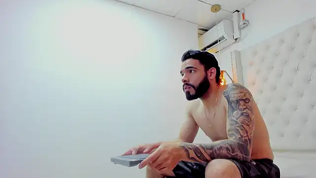 jean_lewis2 (M young) - show pre cum