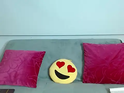 Violet_Donell webcam