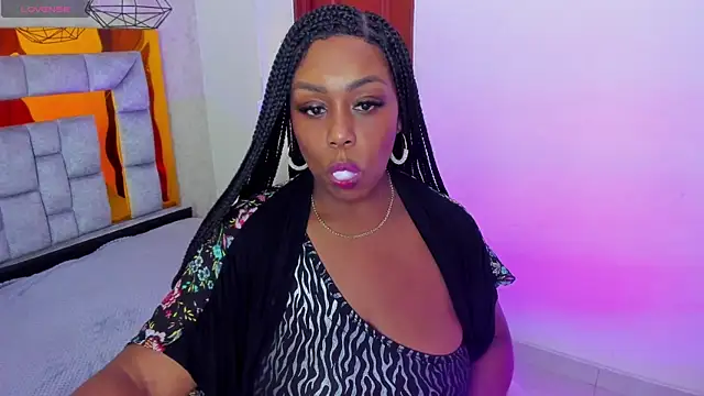 Zalika__ webcam