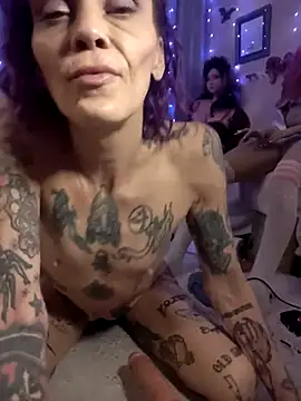MommyMisfit webcam
