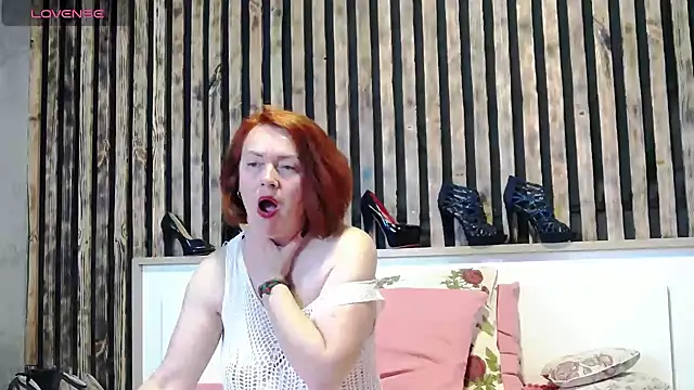 Alis_Lovi webcam