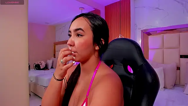 julieta_rosee webcam