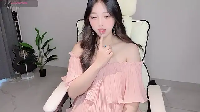 Yukiy8877 webcam