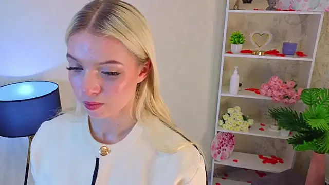 AmandaTrousdale webcam