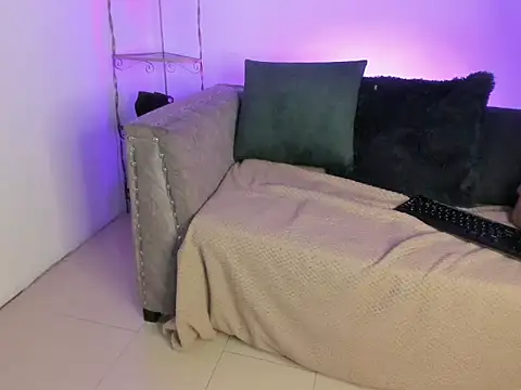 Saraa_Lee856 webcam