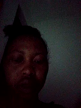 Sweethoneypot25 webcam