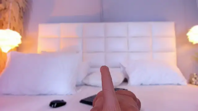 _BunnyNaugthy webcam