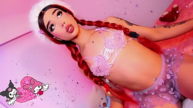 Miss-Saraii webcam